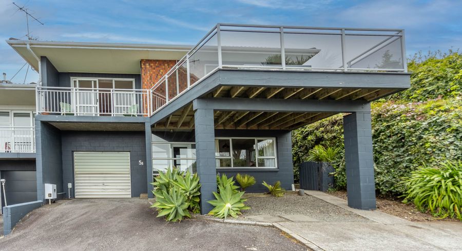  at 5B Te Mara Place, Merrilands, New Plymouth