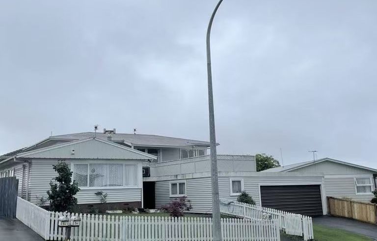  at 5 Parkview Place, Pakuranga, Manukau City, Auckland