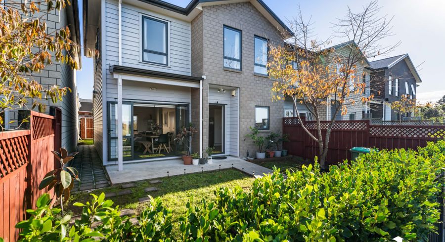  at 28 Kuurae Crescent, Weymouth, Manukau City, Auckland