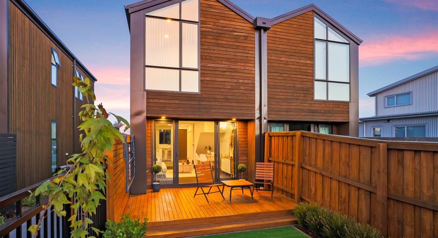  at 2/129 Sherborne Street, St Albans, Christchurch