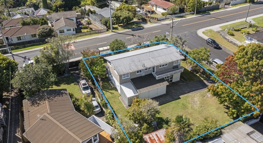  at 222 Rangatira Road, Beach Haven, Auckland