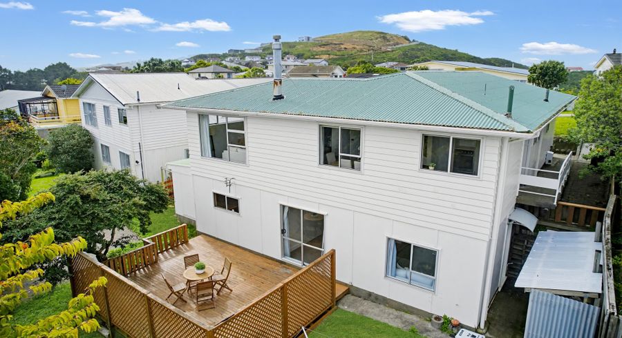  at 77 Baylands Drive, Newlands, Wellington