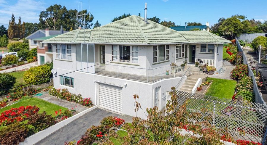  at 6 Cambridge Place, Holmes Hill, Oamaru