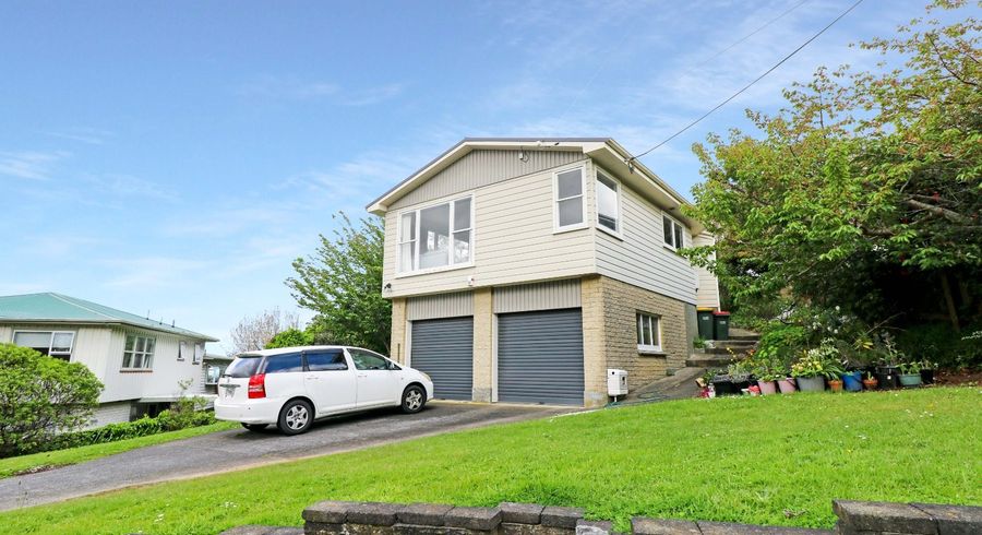  at 22 Vista Grove, Kelson, Lower Hutt, Wellington
