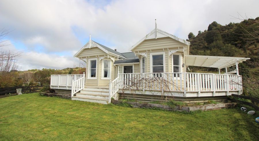  at 3424 State Highway 4, Raurimu, Owhango