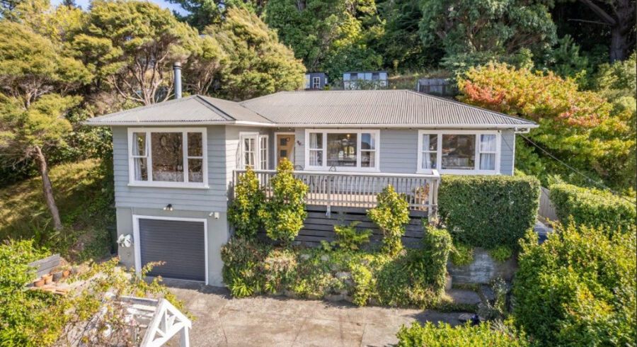  at 121 Wainuiomata Road, Wainuiomata, Lower Hutt, Wellington