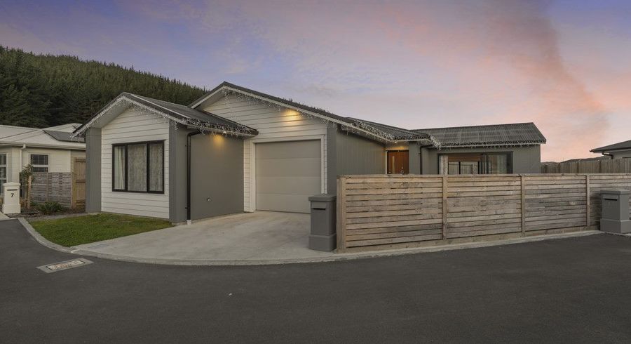  at 9 Peter Tapp Way, Wainuiomata, Lower Hutt