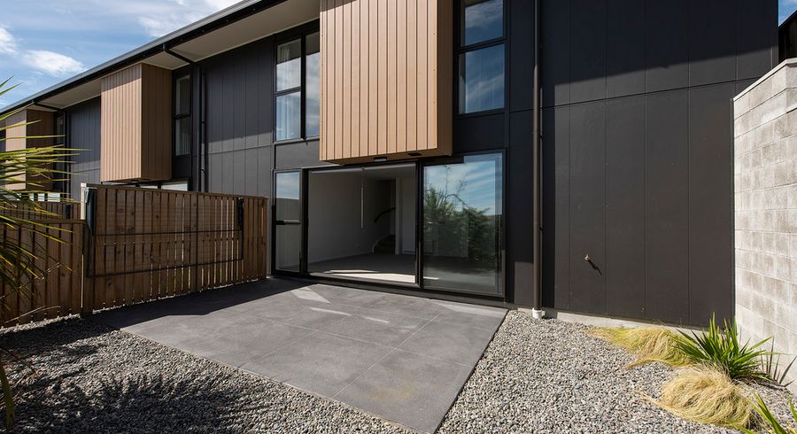  at 67 Woodridge Drive, Woodridge, Wellington