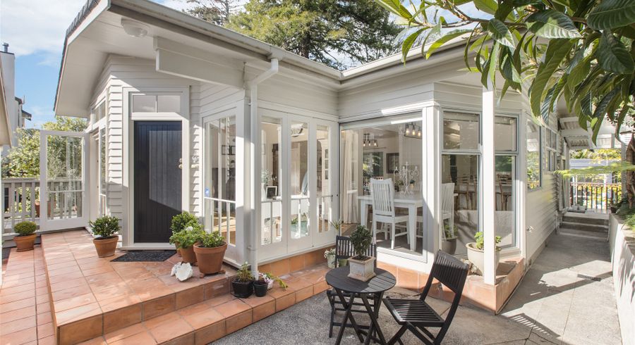  at 103 Beach Road, Mellons Bay, Auckland