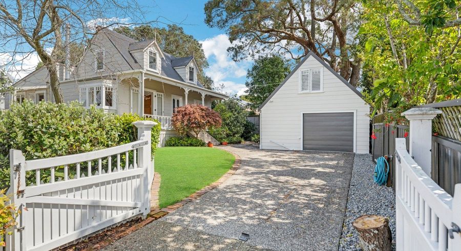  at 31B William Bond Street, Stanley Point, Auckland