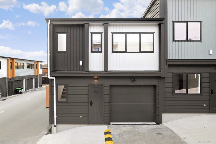  at 5/145 Carlisle Road, Northcross, North Shore City, Auckland