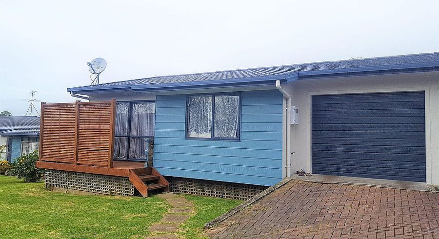  at 35 Malaspina Place, Papatoetoe, Manukau City, Auckland
