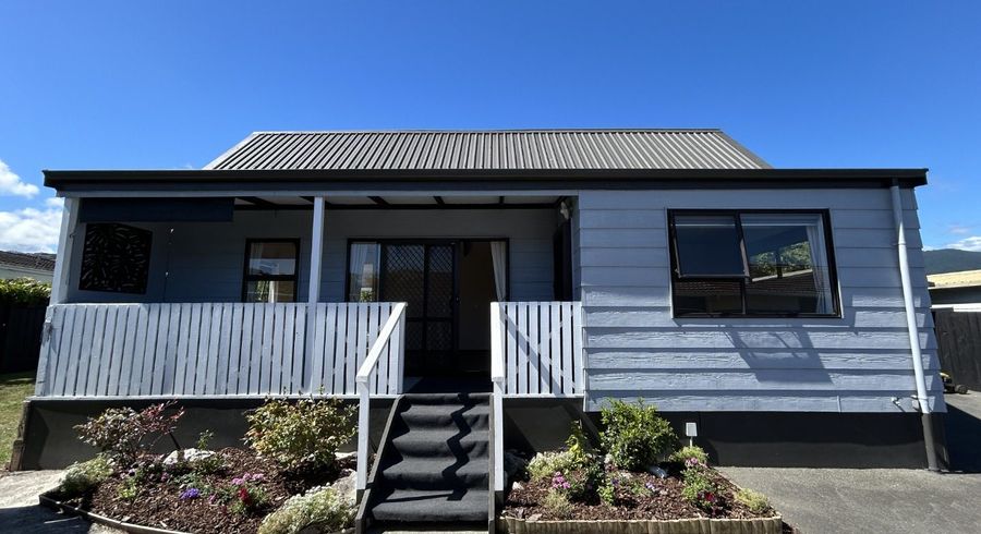  at 2/17 Ranui Road, Stoke, Nelson