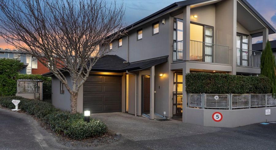  at 32/8 Landscape Road, Papatoetoe, Auckland