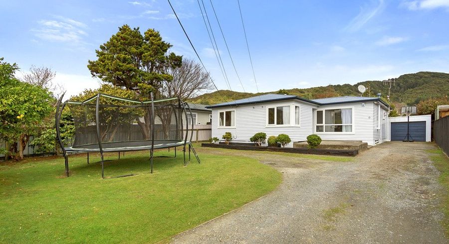  at 69 Fraser Street, Wainuiomata, Lower Hutt, Wellington
