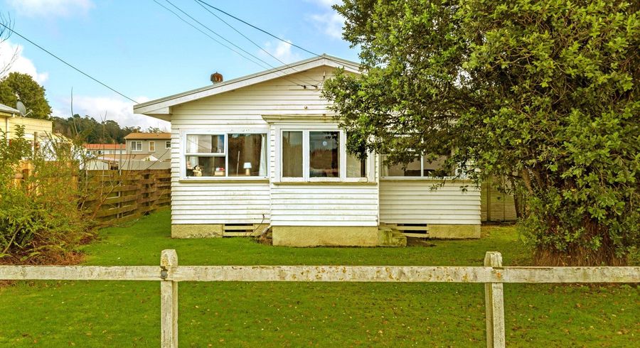  at 9 Endcliffe Road, Kaiti, Gisborne