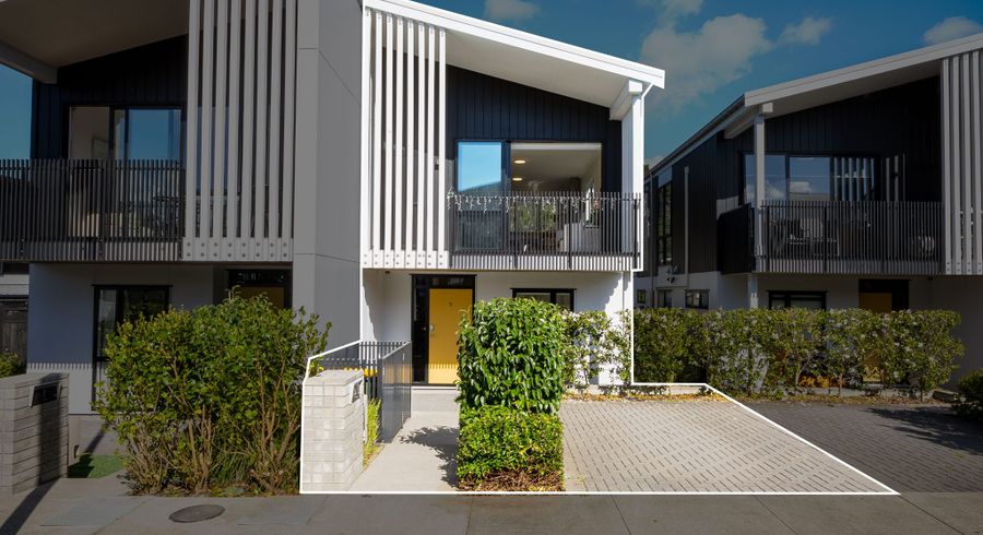  at 5 Awamarino Way, Westgate, Waitakere City, Auckland