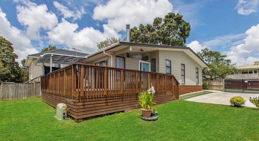  at 73 Bayview Road, Bayview, Auckland