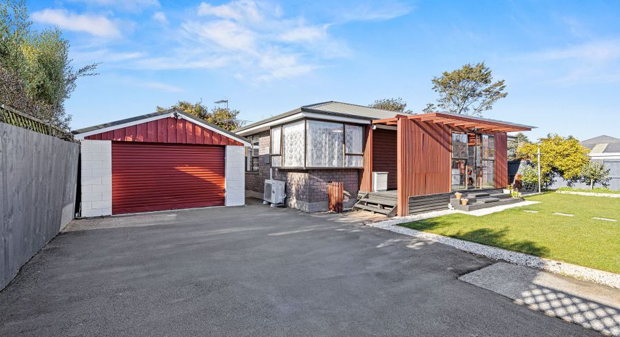  at 2/33 Tower Street, Hornby, Christchurch City, Canterbury