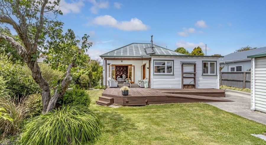  at 128 Middlepark Road, Sockburn, Christchurch