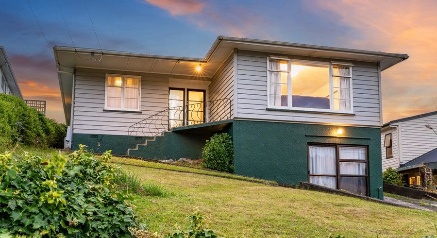  at 32 Raroa Terrace, Tawa, Wellington, Wellington