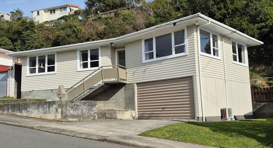  at 92 Beazley Avenue, Paparangi, Wellington, Wellington