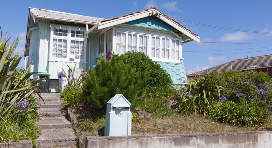  at 152 Marine Parade, New Brighton, Christchurch