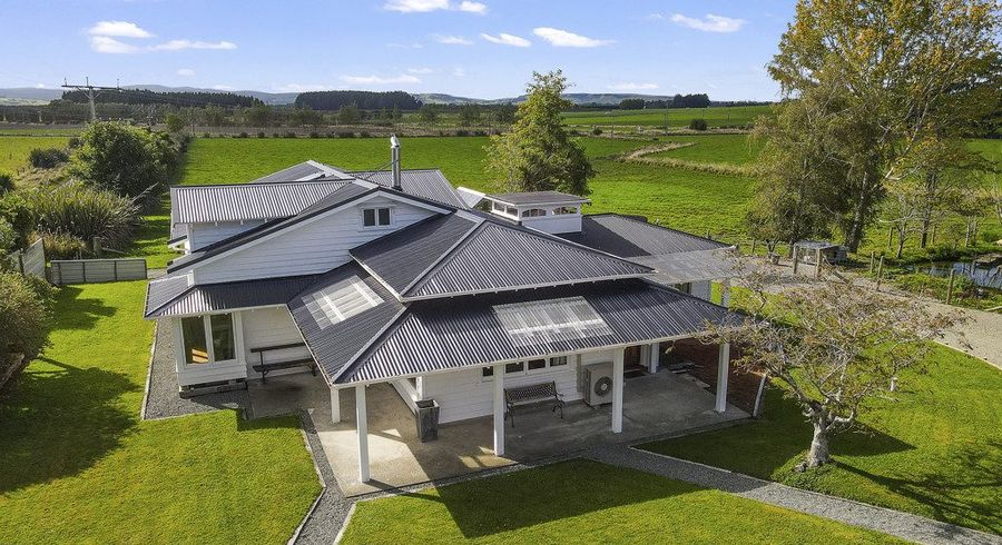  at 25 Brown Road, Browns, Winton