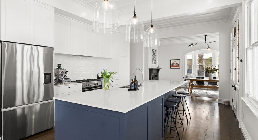  at 15 Sealy Road, Bluff Hill, Napier, Hawke's Bay