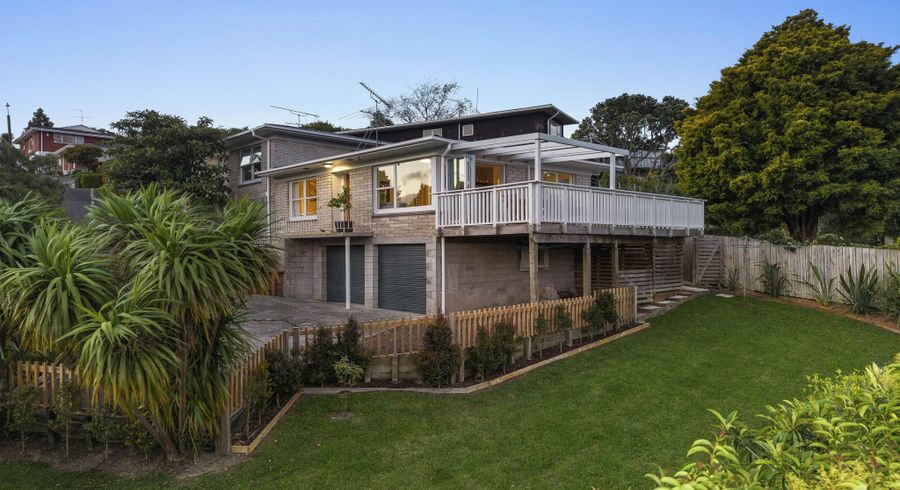  at 2/99 Mountbatten Avenue, Hillcrest, North Shore City, Auckland
