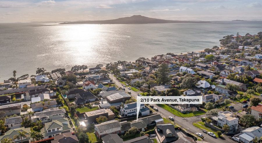  at 2/10 Park Avenue, Takapuna, Auckland