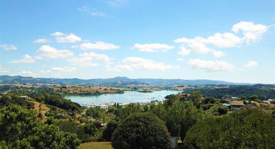  at 86 Brick Bay Drive, Sandspit, Rodney, Auckland