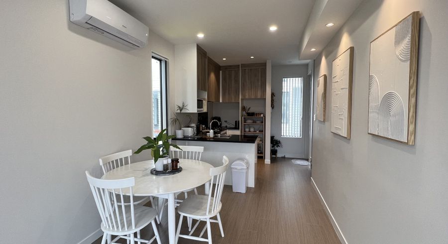  at 3/21 Akoranga Dr, Northcote, North Shore City, Auckland