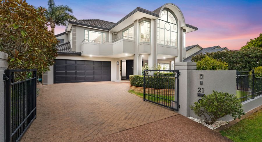 at 21 Bluefin Way, West Harbour, Auckland