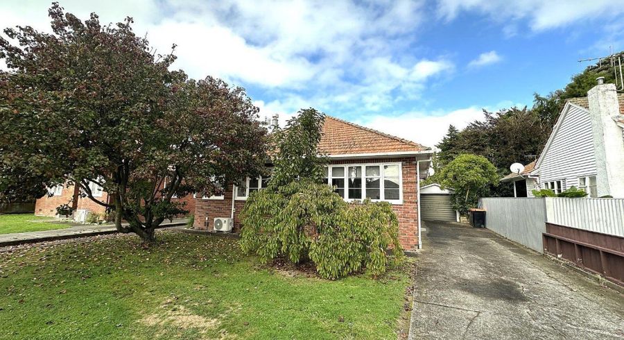  at 260 College Street, West End, Palmerston North, Manawatu / Whanganui