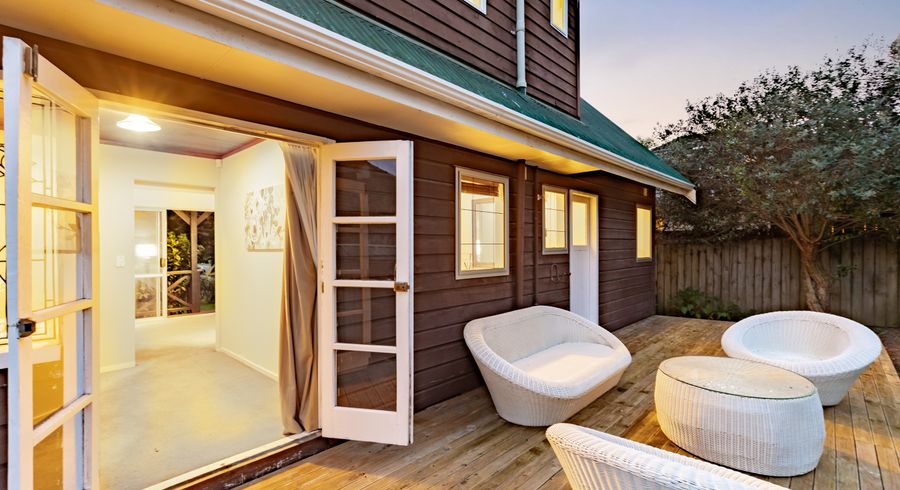  at 88 Beach Road, Te Atatu Peninsula, Auckland