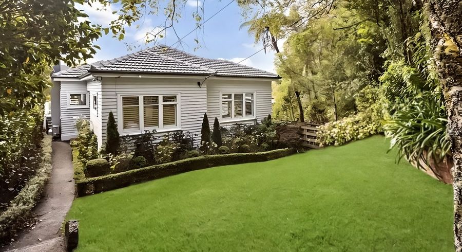  at 4 Hurman Street, Karori, Wellington