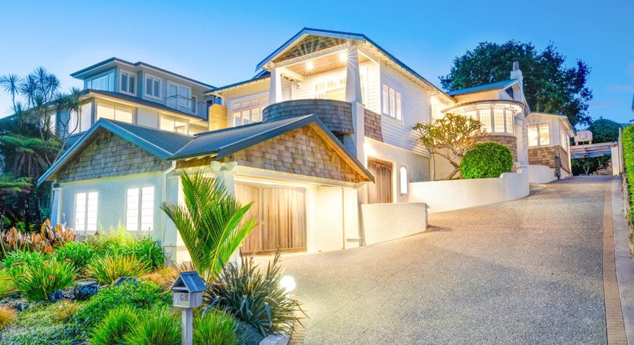  at 6 Seabreeze Road, Narrow Neck, North Shore City, Auckland