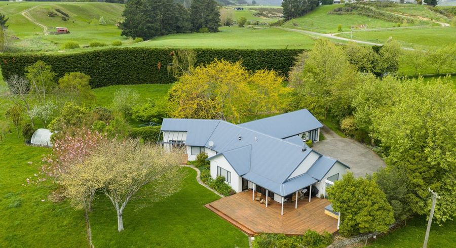  at 31 Kahuterawa Road, Turitea, Palmerston North, Manawatu / Whanganui