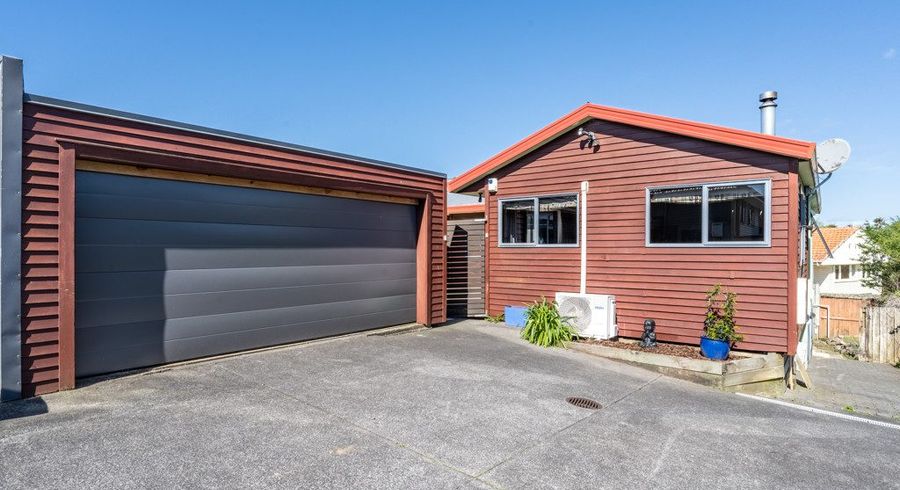  at 2/34 Patons Road, Howick, Manukau City, Auckland