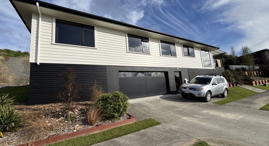  at 123 Cashmere Drive, Fitzherbert, Palmerston North, Manawatu / Whanganui
