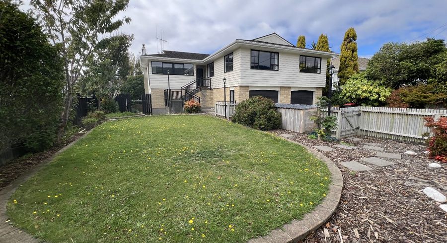  at 25 Ngatitoa Street, Tawa, Wellington