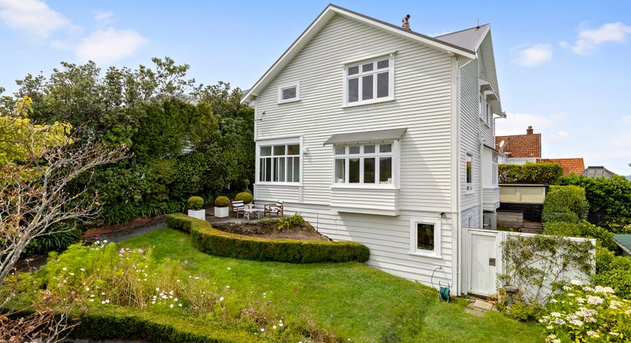  at 32 Sefton Street, Wadestown, Wellington
