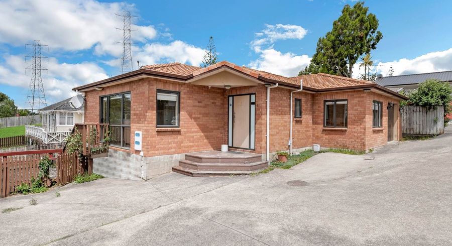  at 48 Beaubank Road, Kelston, Waitakere City, Auckland