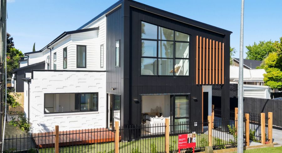  at 4/11 Comries Road, Chartwell, Hamilton, Waikato