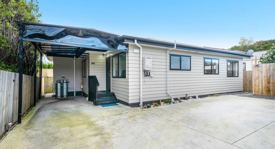  at 15b Crown Crescent, Otara, Manukau City, Auckland