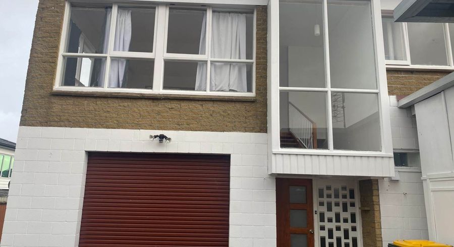  at 22B Brouder Place, Manurewa, Manukau City, Auckland