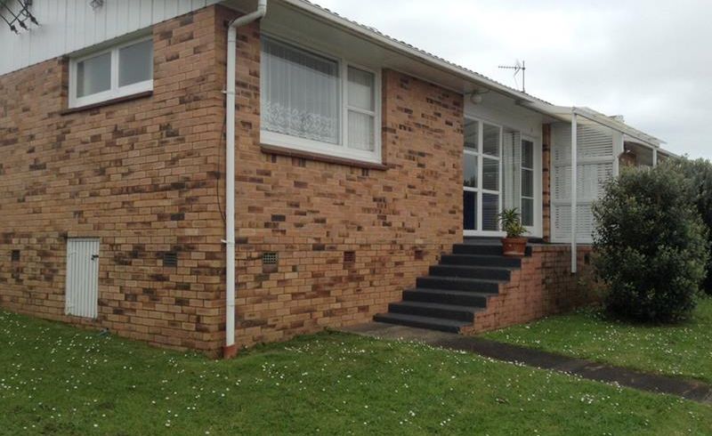  at 1/29 Malone Road, Mount Wellington, Auckland