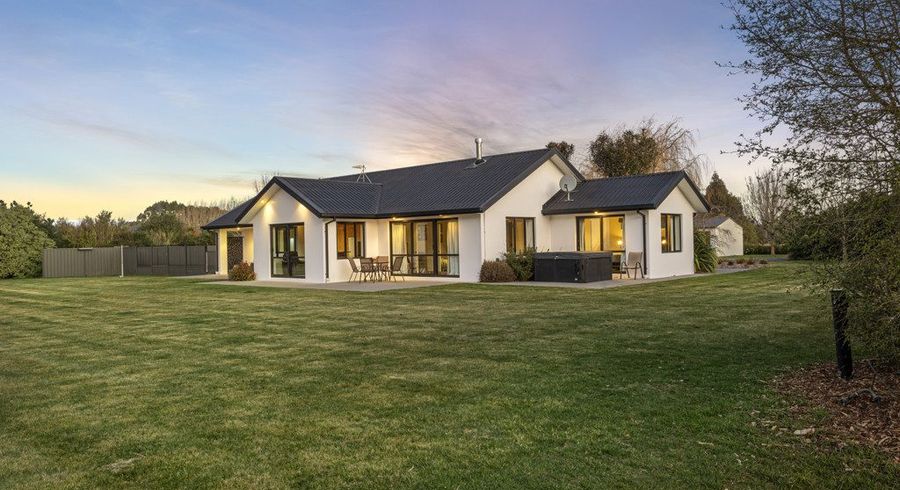  at 60 Gressons Road, Waikuku, Rangiora