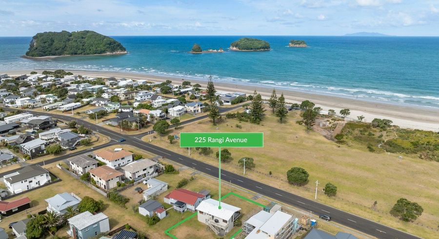 at 225 Rangi Avenue, Whangamatā